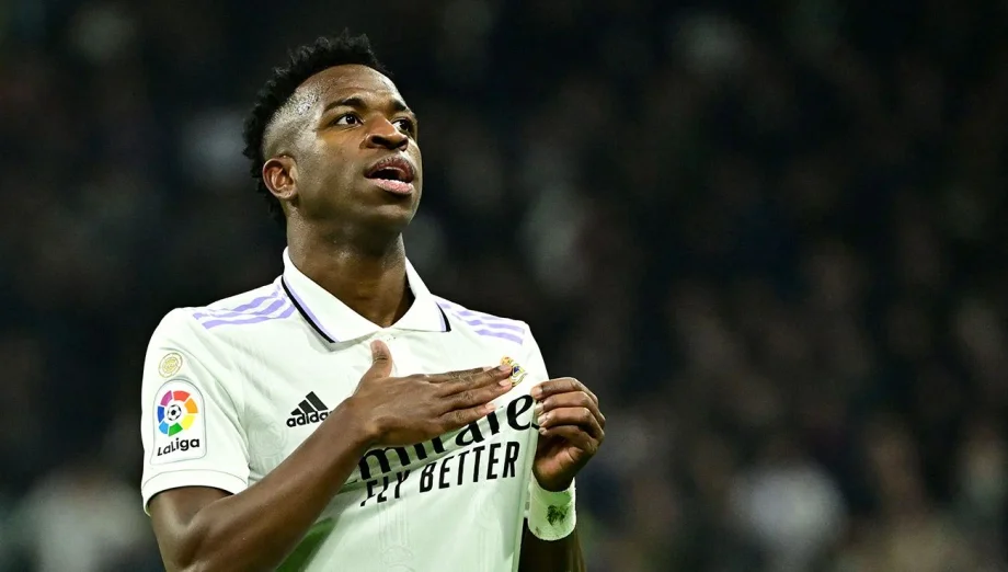Viniciusi nuk do të largohet nga Real Madridi këtë verë, rinovimi ende në diskutim