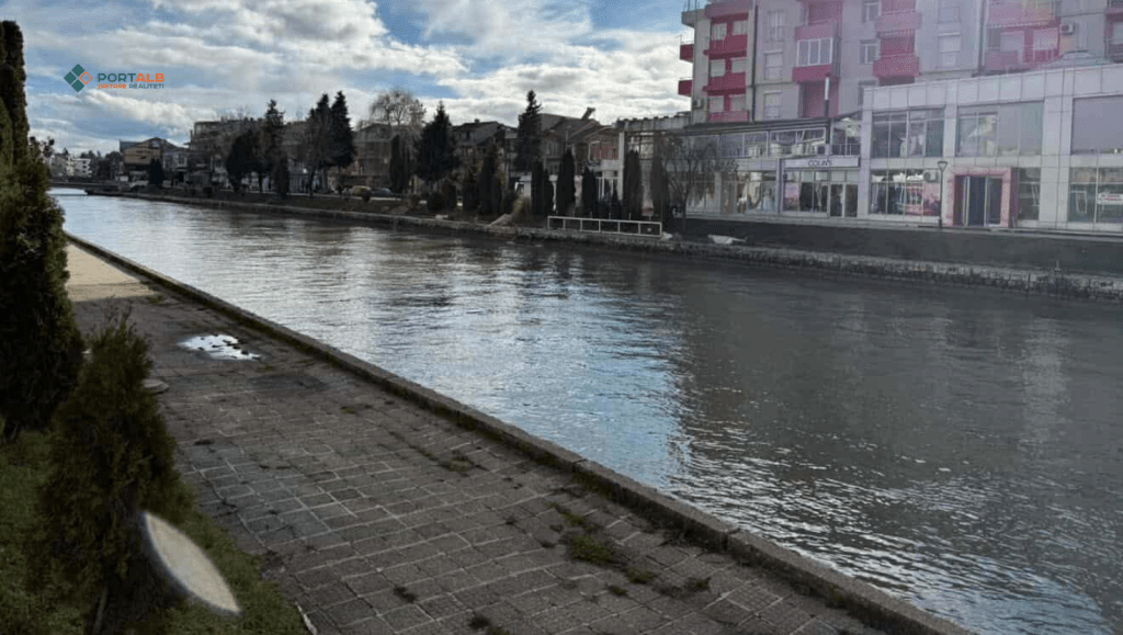 Struga zgjat oraret e punës në kafene dhe bare për të konkurruar me Ohërin