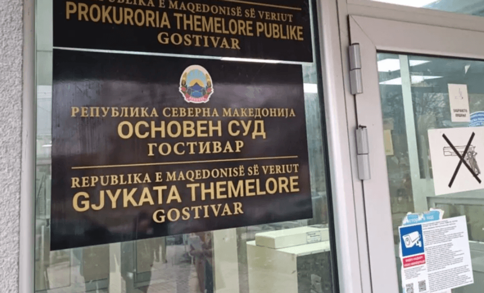 Ish-zyrtari i policisë Ardijan Pinjolli dënohet me 5 vjet burg për grabitjen spektakolare të arit në Gostivar